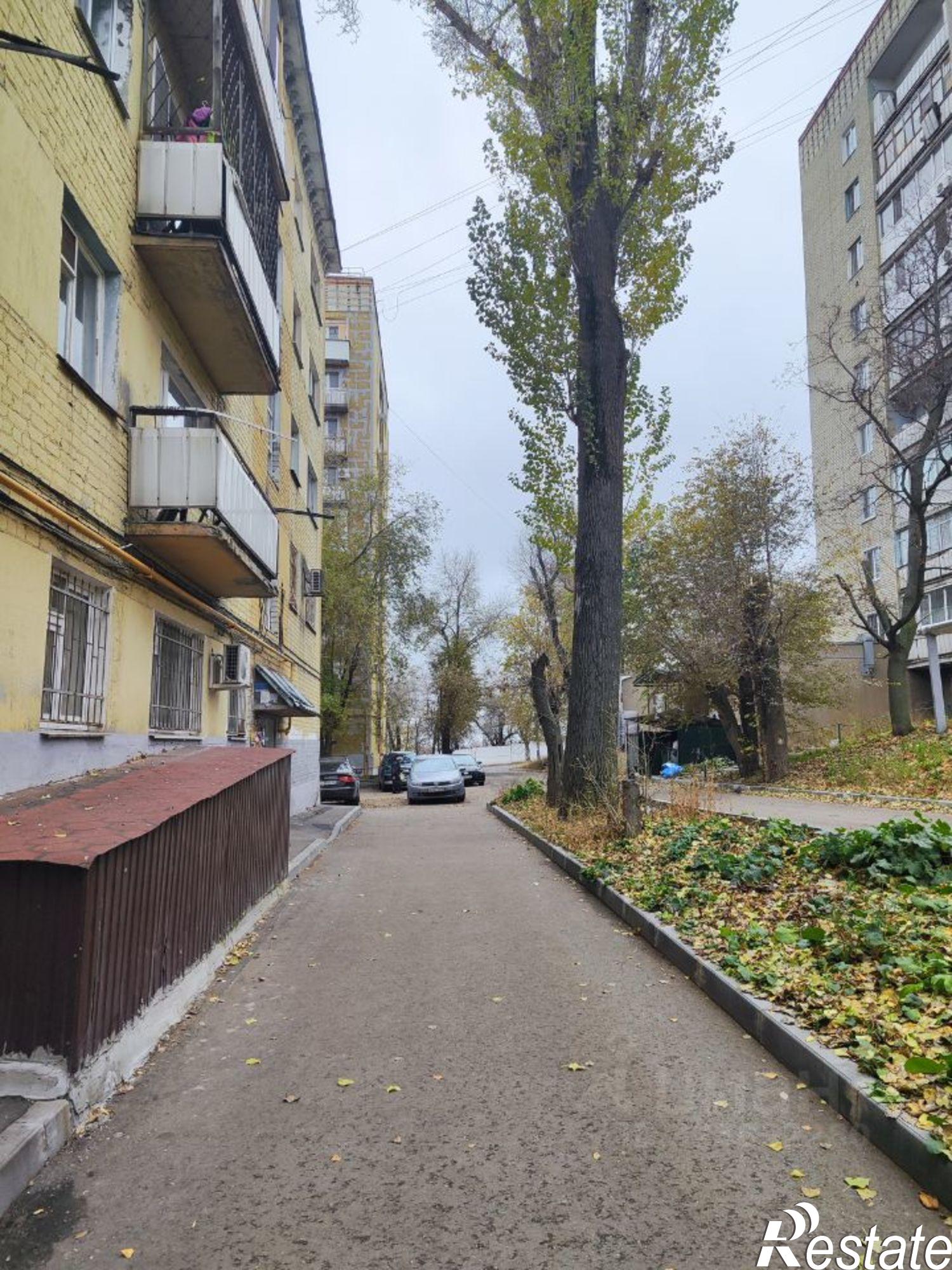 Купить квартиру за 2 700 000 рублей на Шелковичная улица, 182