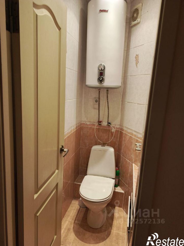 3-комн квартира ул Саловская, 8,  д. 8