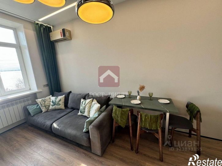 3-комн квартира наб Космонавтов, 2,  д. 2