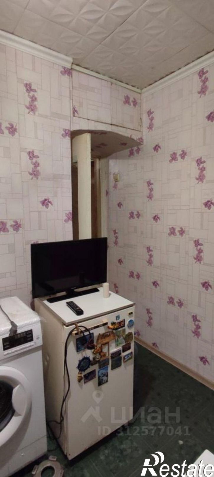 2-комн квартира улица Академика Антонова, 15,  д. 15