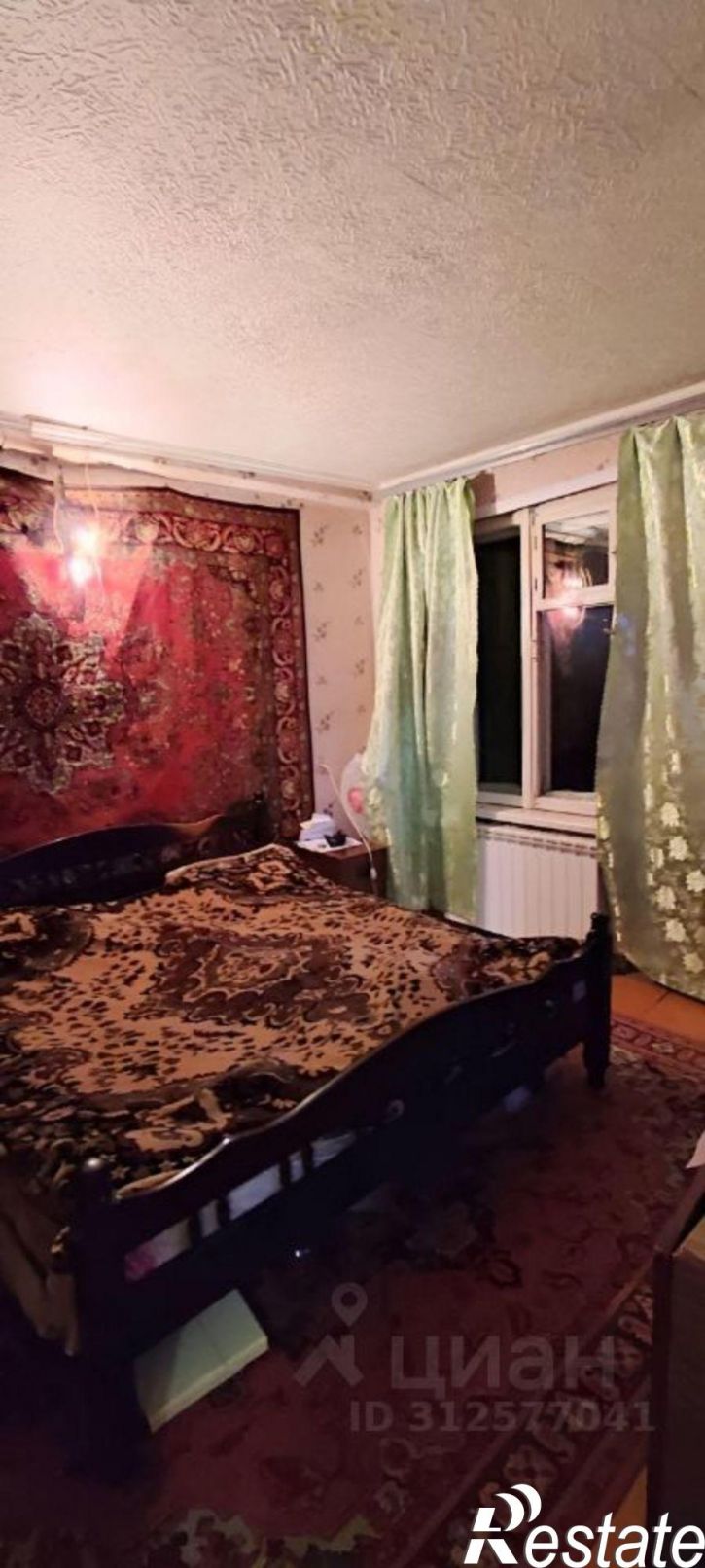 2-комн квартира улица Академика Антонова, 15,  д. 15