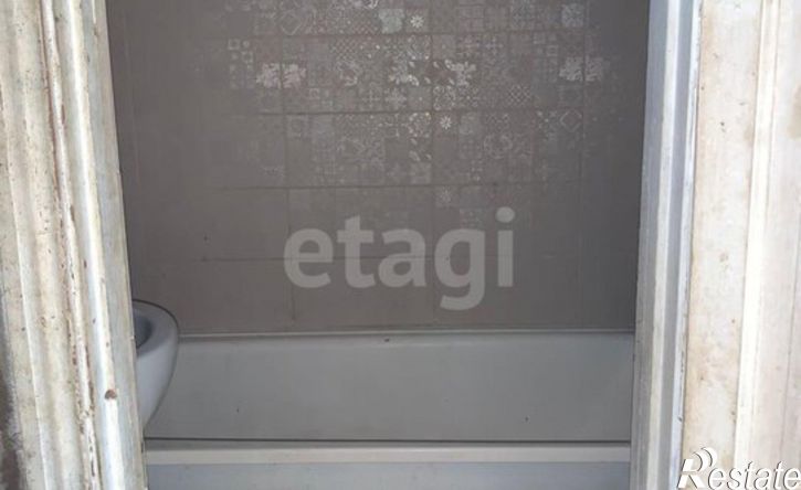 4-комн квартира улица Братьев Никитиных, 4А,  д. 4А