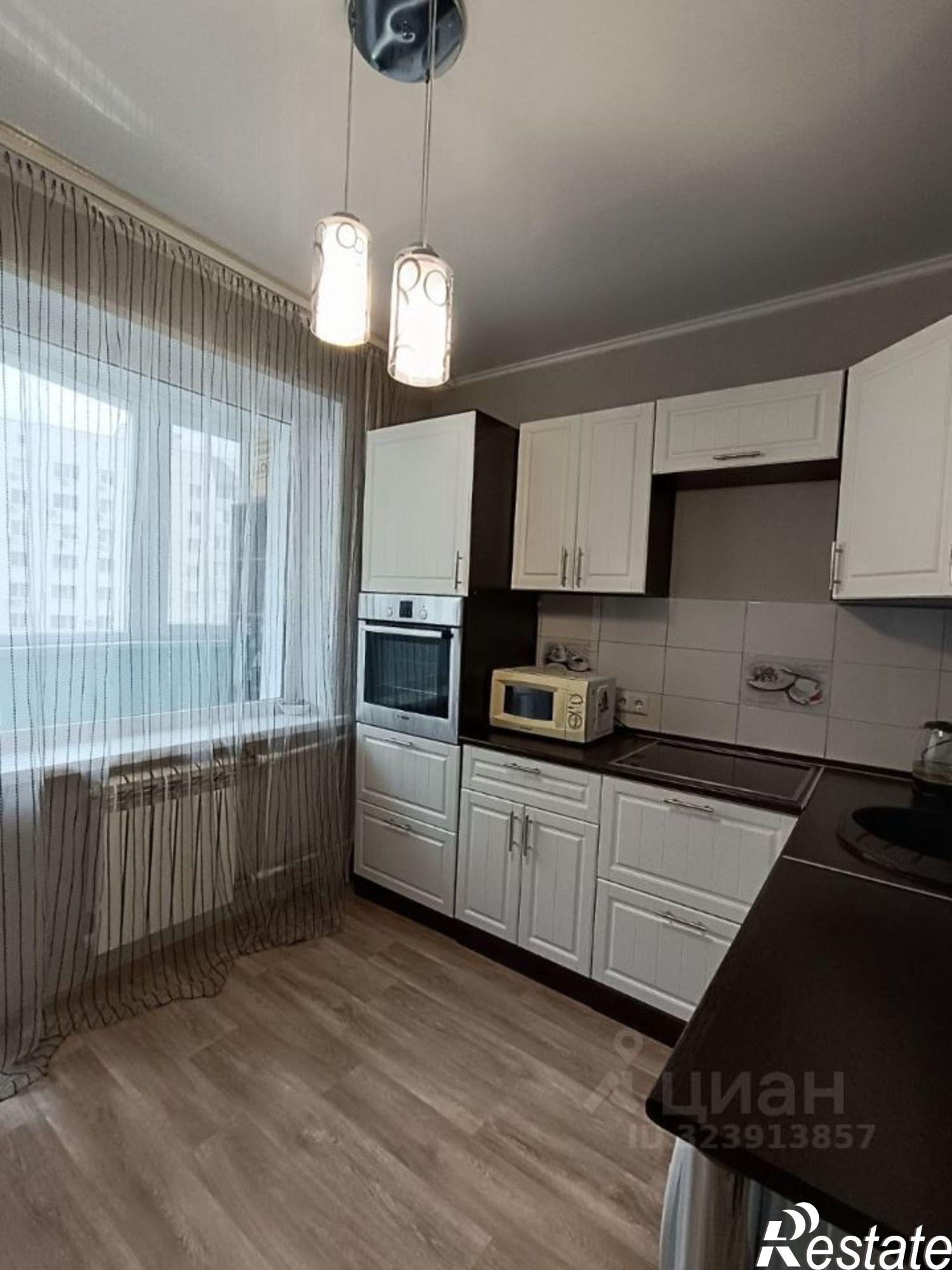 Сдать квартиру за 23 000 рублей на улица Уфимцева, 3В