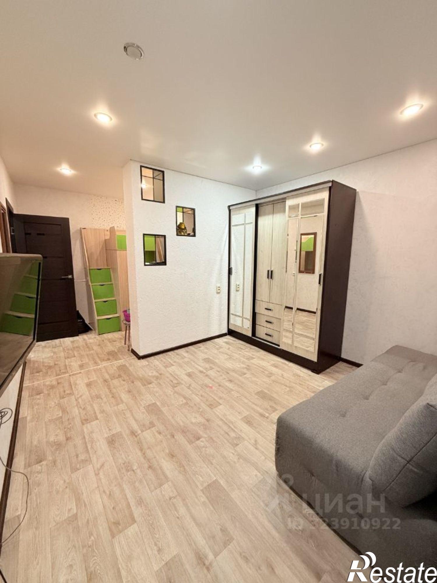 Сдать квартиру за 18 000 рублей на ул Топольчанская, 1