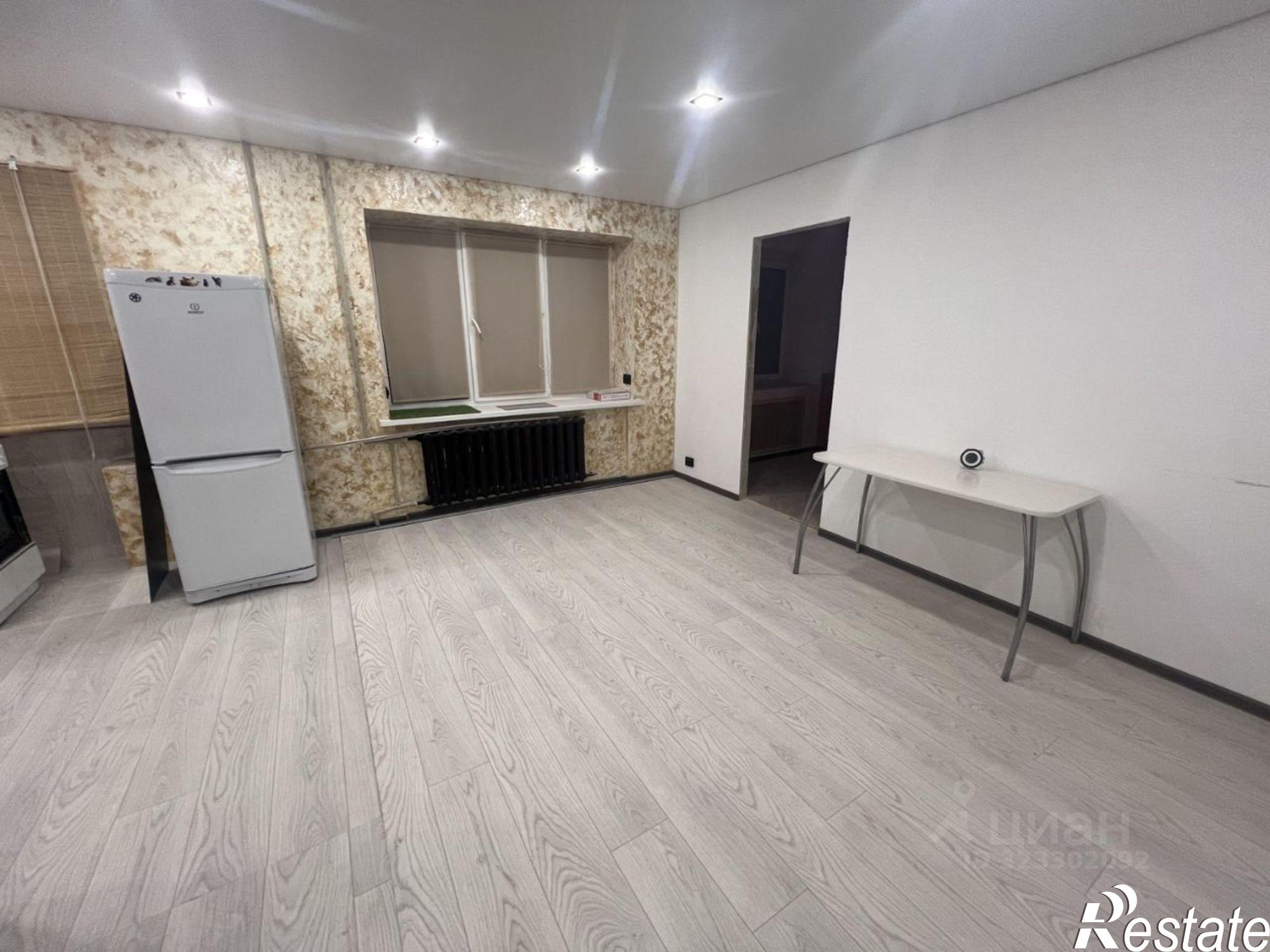 Купить квартиру за 2 750 000 рублей на Ново-Крекингский проезд, 8