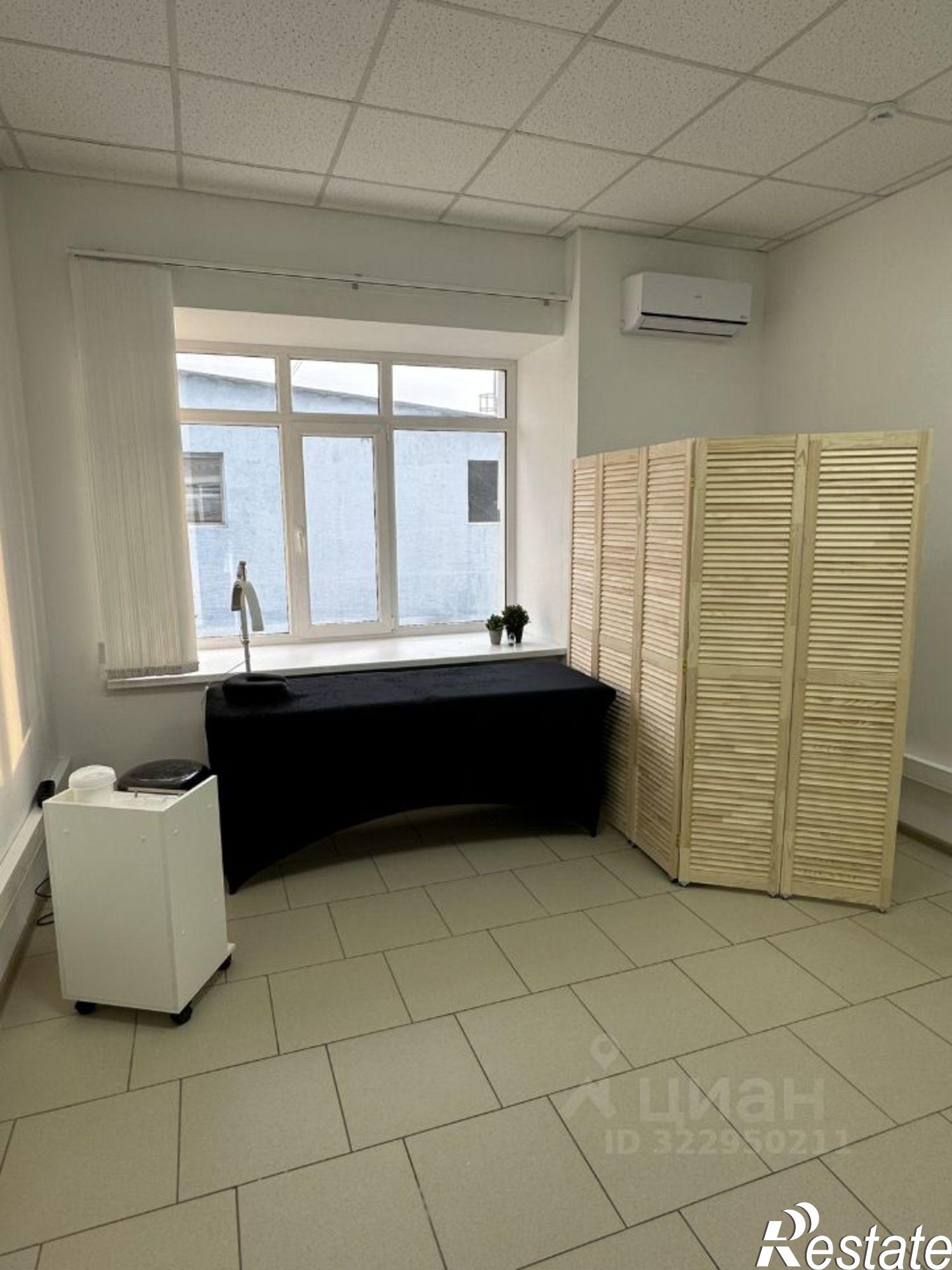 Сдать офис, помещение под офис за 19 000 рублей на ул Астраханская, 43 4