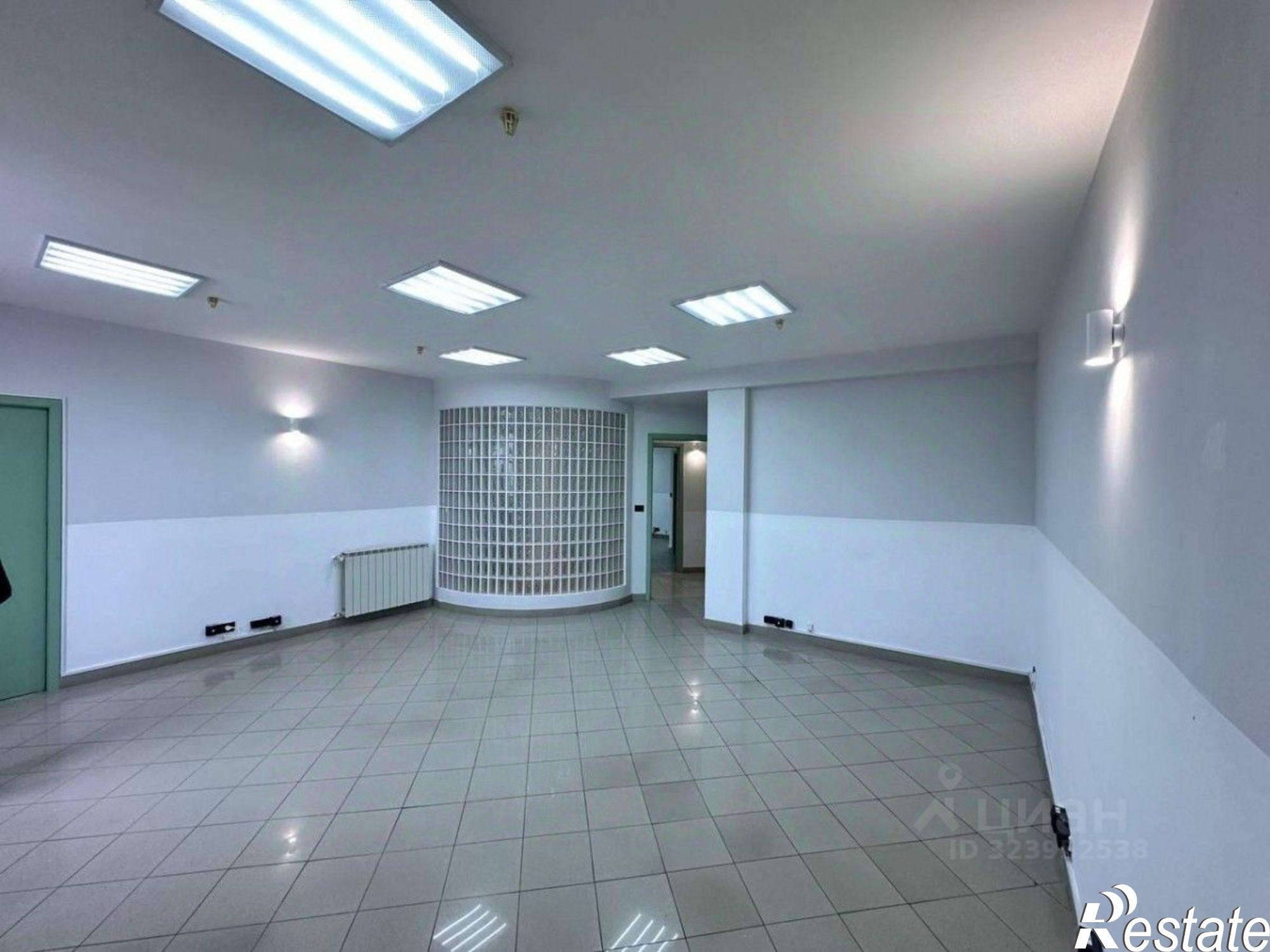 Сдать офис, помещение под офис за 89 954 рублей на ул Набережная, 22