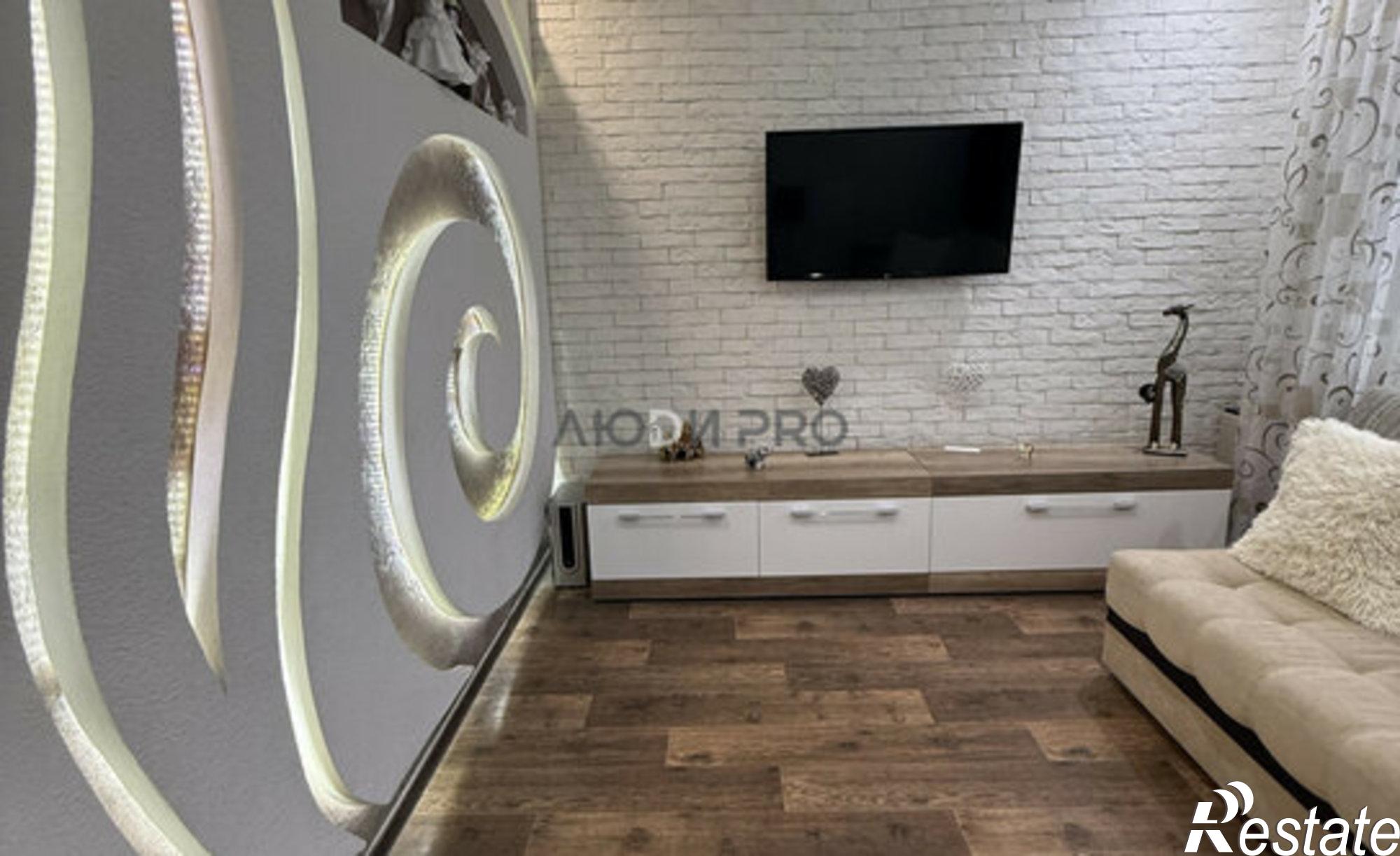 Купить квартиру за 4 450 000 рублей на Днепропетровская улица, 16