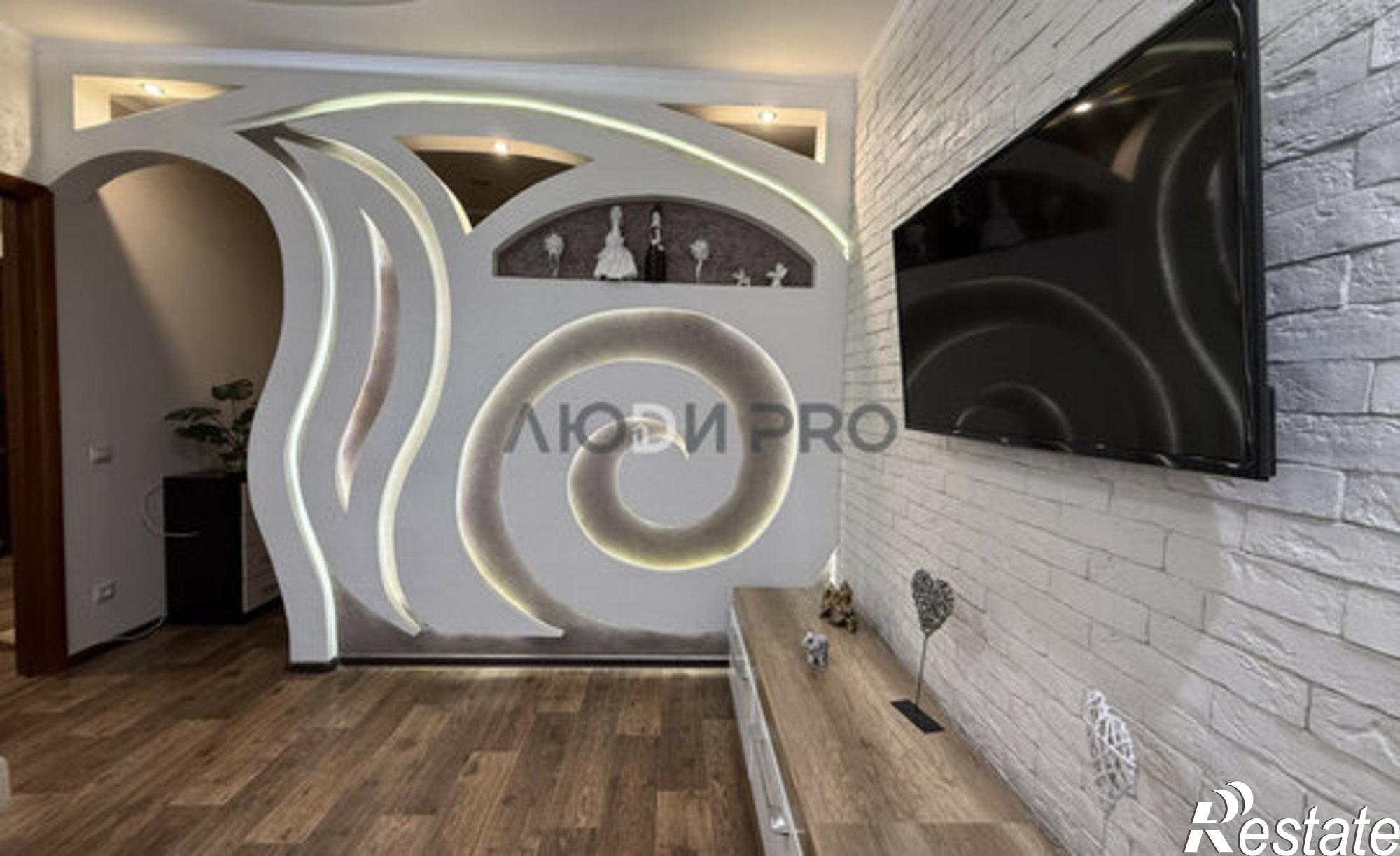 Купить квартиру за 4 450 000 рублей на Днепропетровская улица, 16