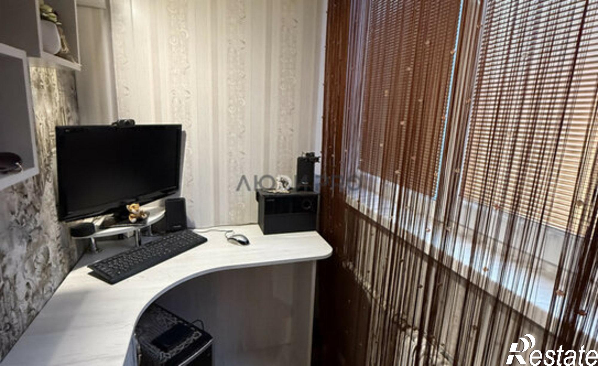 Купить квартиру за 4 450 000 рублей на Днепропетровская улица, 16