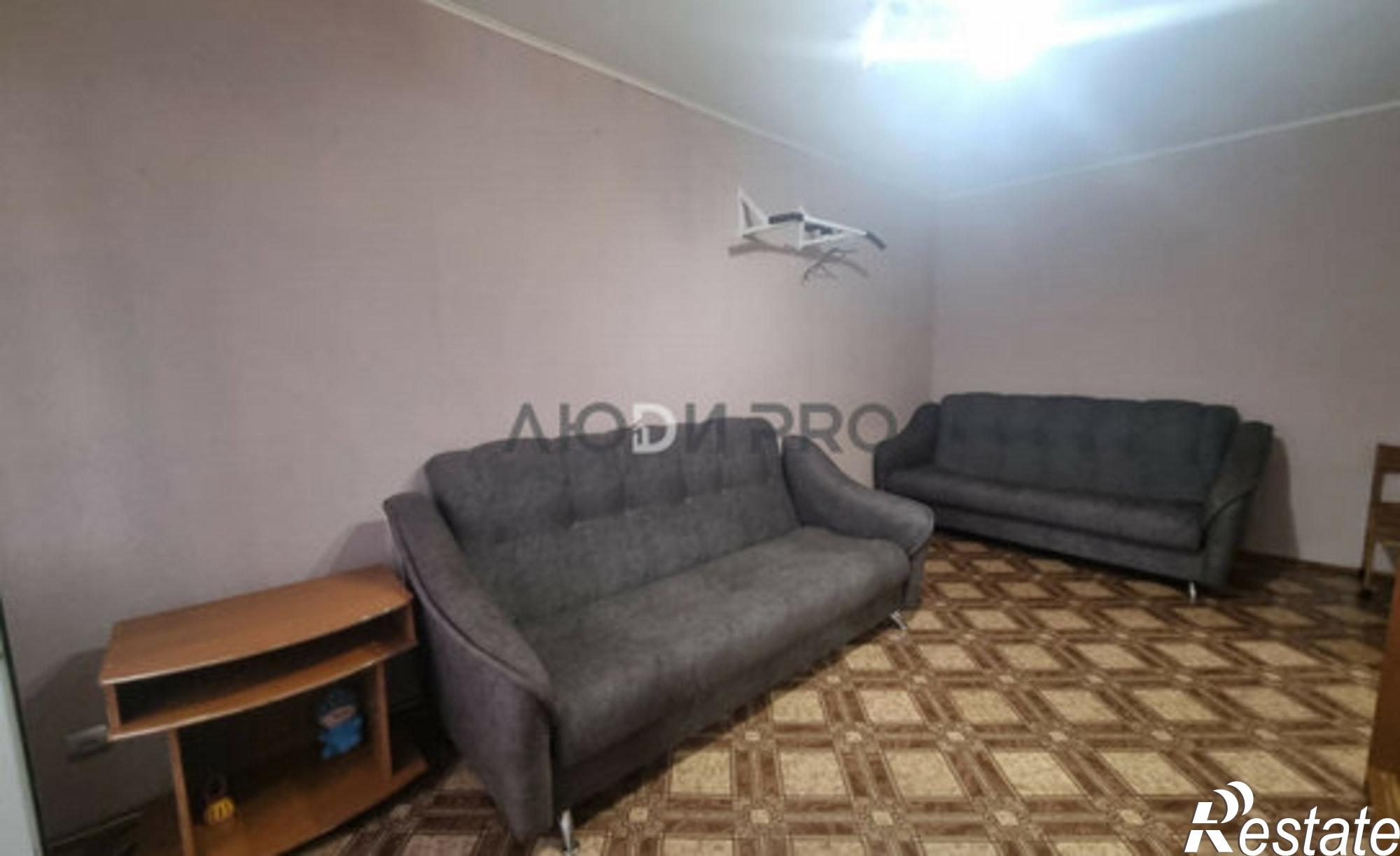 Купить квартиру за 2 400 000 рублей на Молодёжный проезд, 3