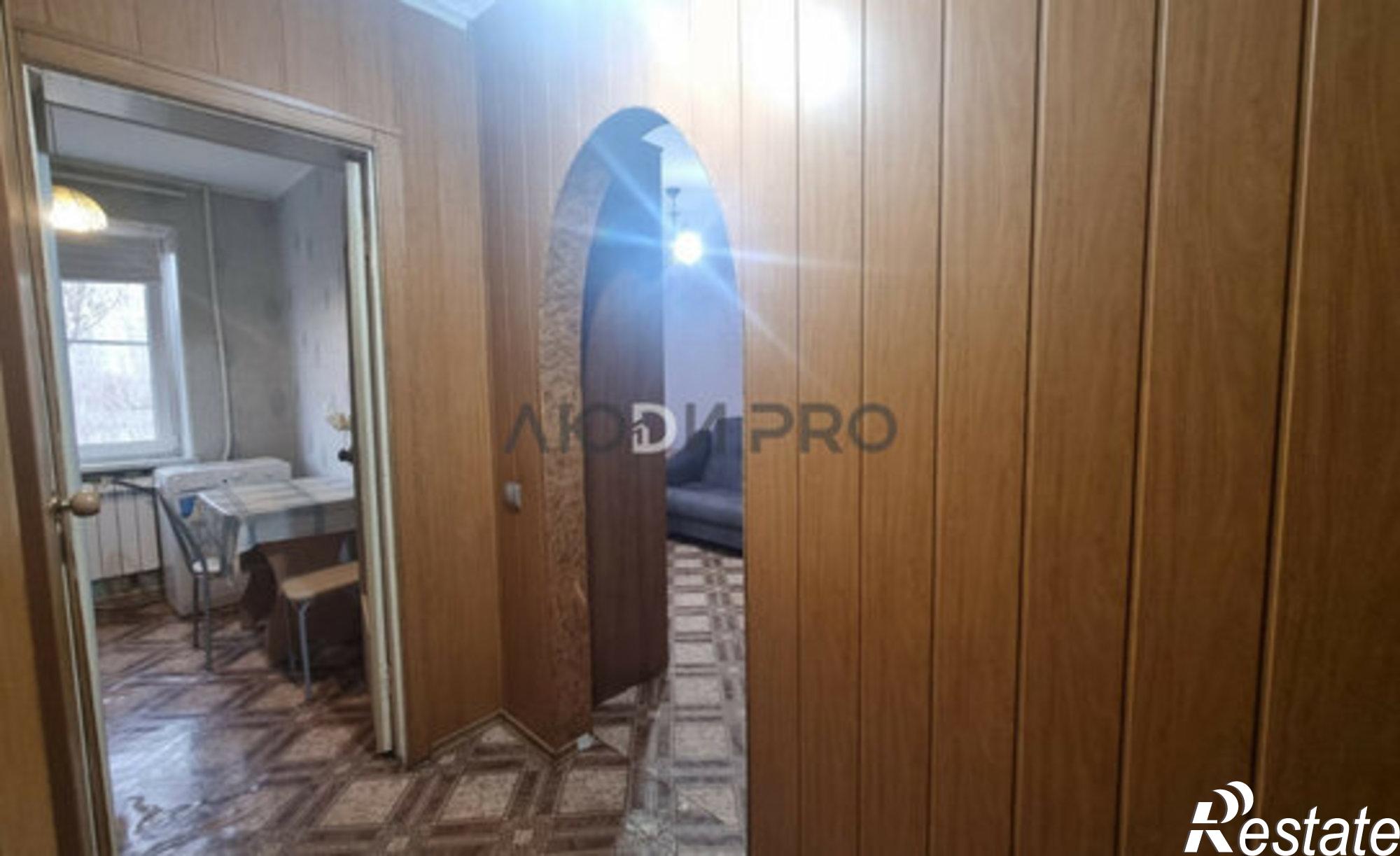 Купить квартиру за 2 400 000 рублей на Молодёжный проезд, 3