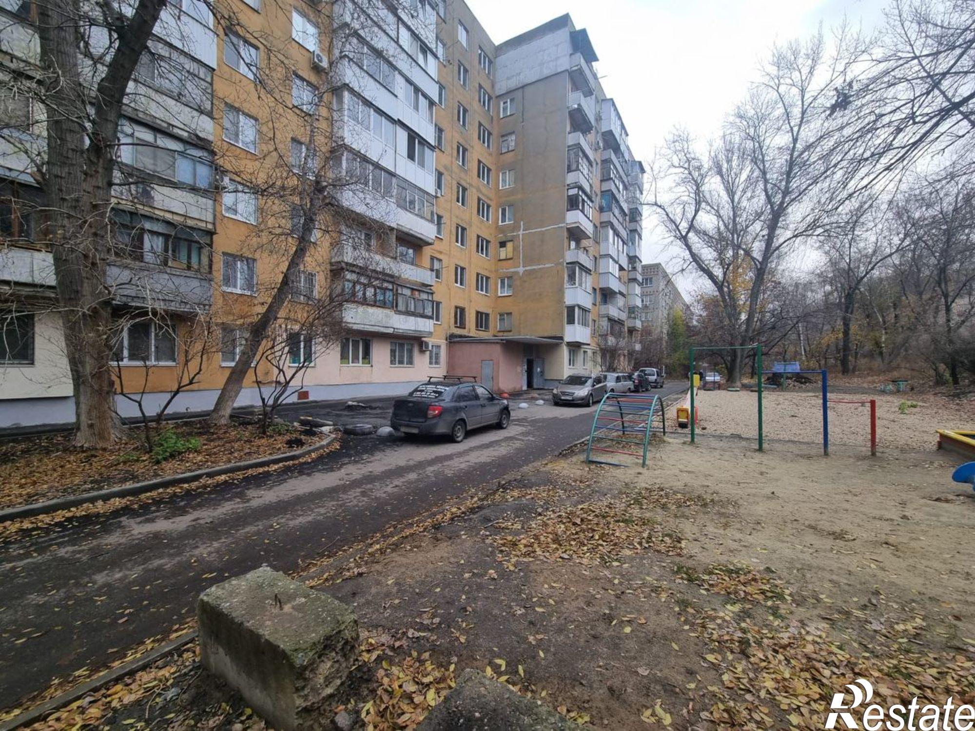 Купить квартиру за 2 400 000 рублей на Молодежный проезд, 3