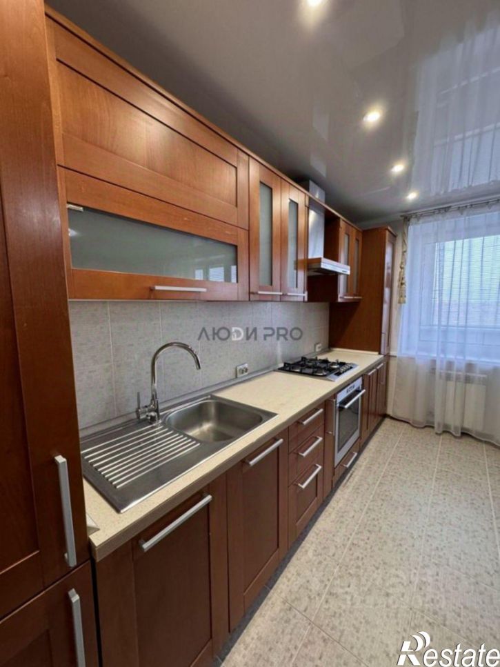 3-комн квартира Саратов г., Ленинский