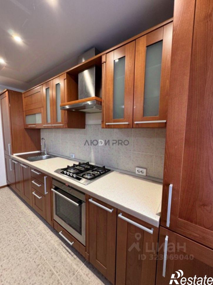 3-комн квартира Саратов г., Ленинский