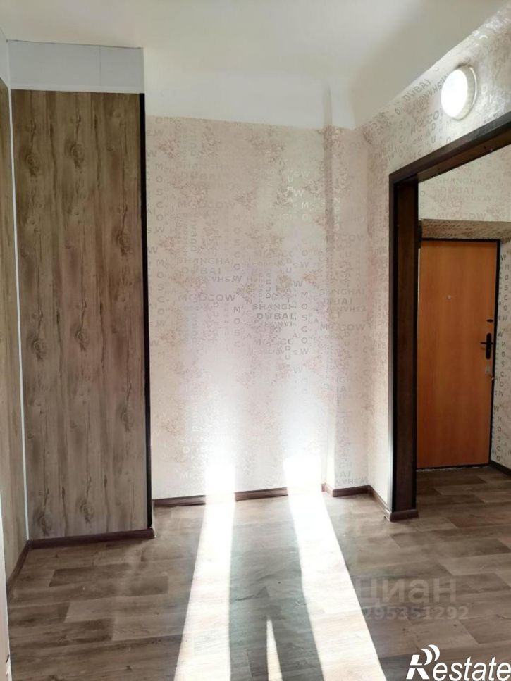 3-комн квартира улица Ломоносова, 1,  д. 1