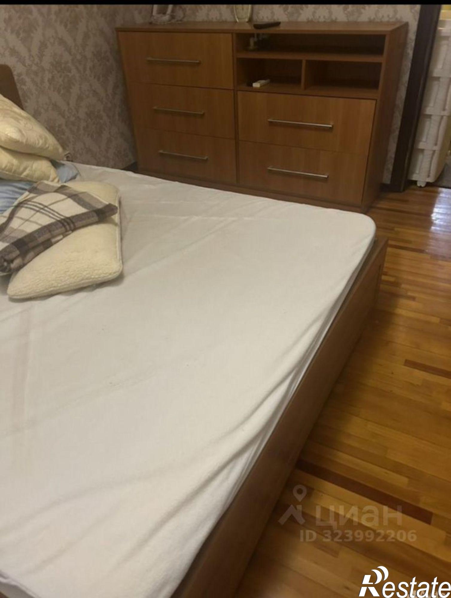 Сдать квартиру за 33 000 рублей на ул Днепропетровская, 2