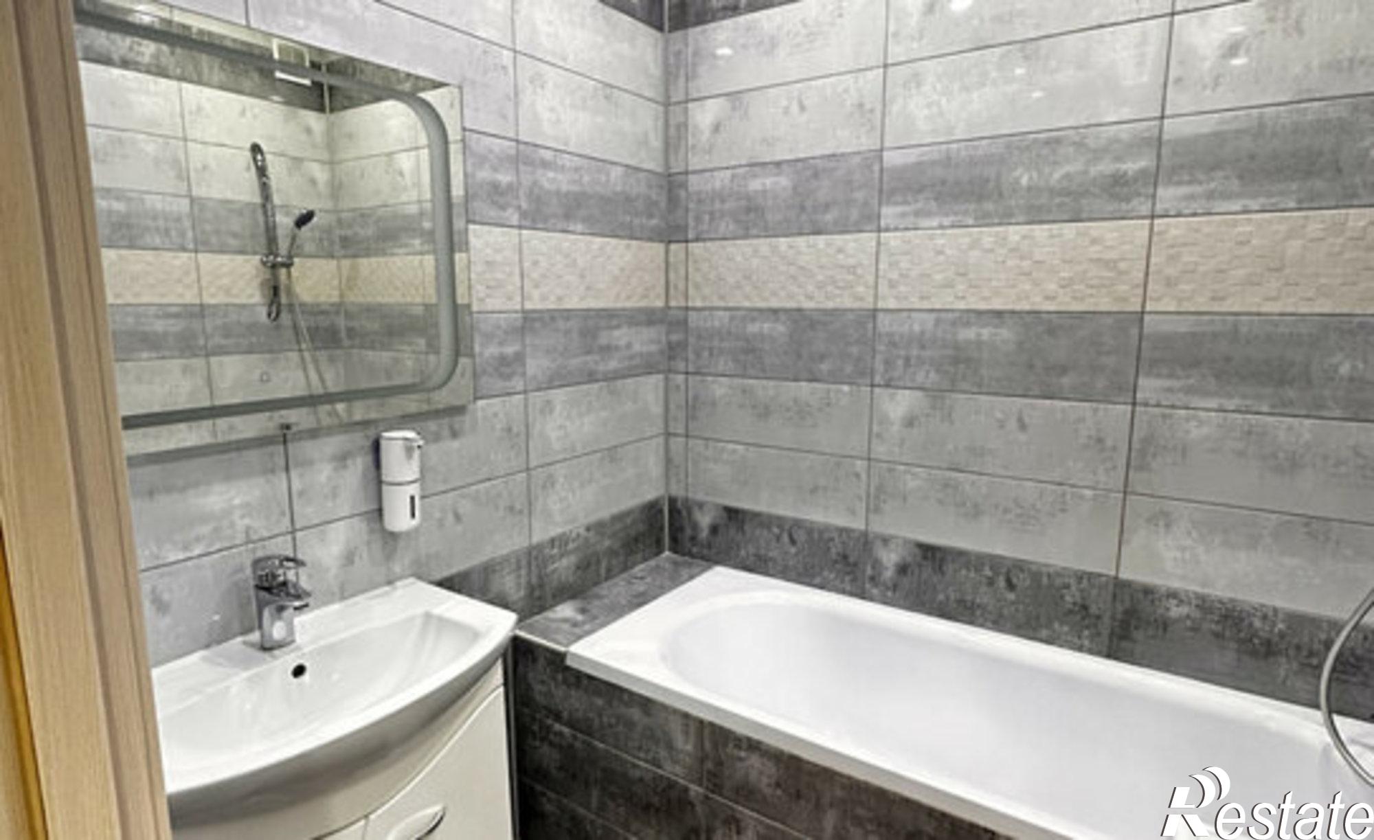 Купить квартиру за 4 990 000 рублей на ул им Тархова С.Ф., 47