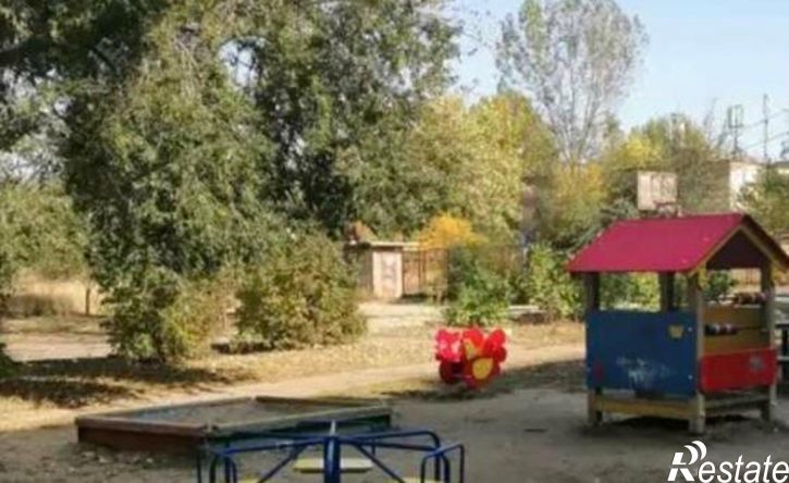 3-комн квартира улица Батавина, 2,  д. 2