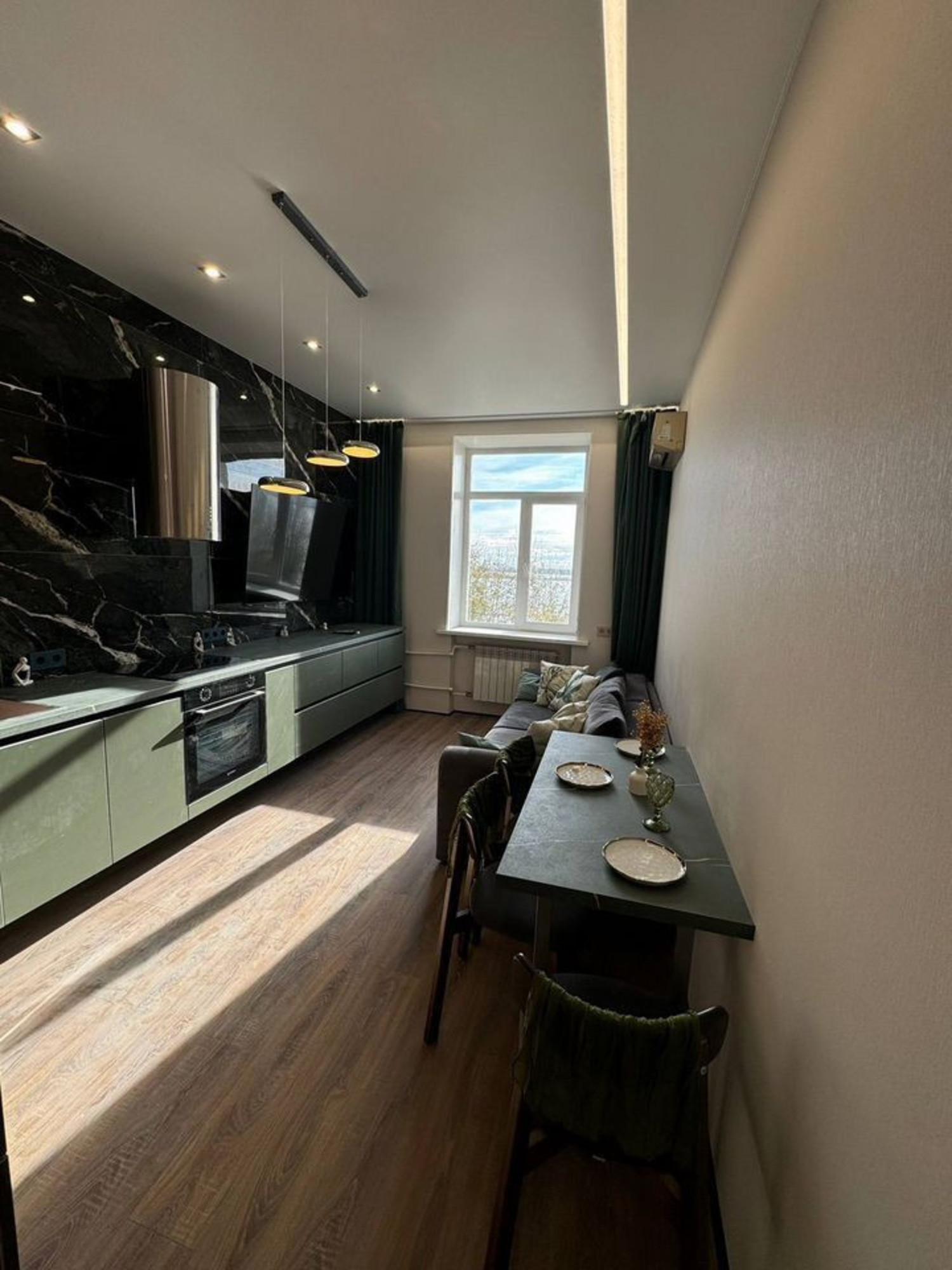 Купить квартиру за 12 900 000 рублей на Космонавтов наб., 2