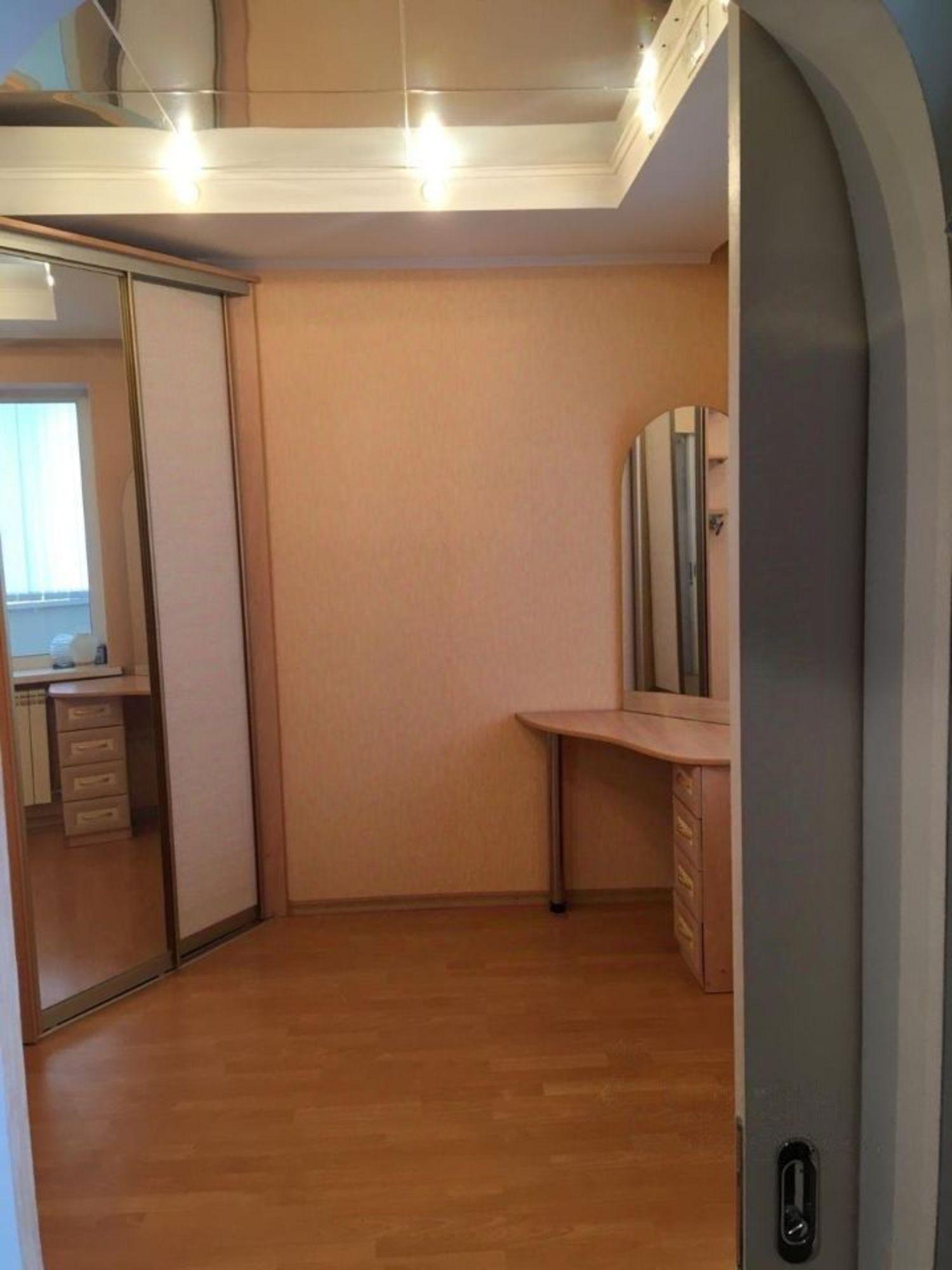 Купить квартиру за 4 140 000 рублей на Лебедева-Кумача ул, 84