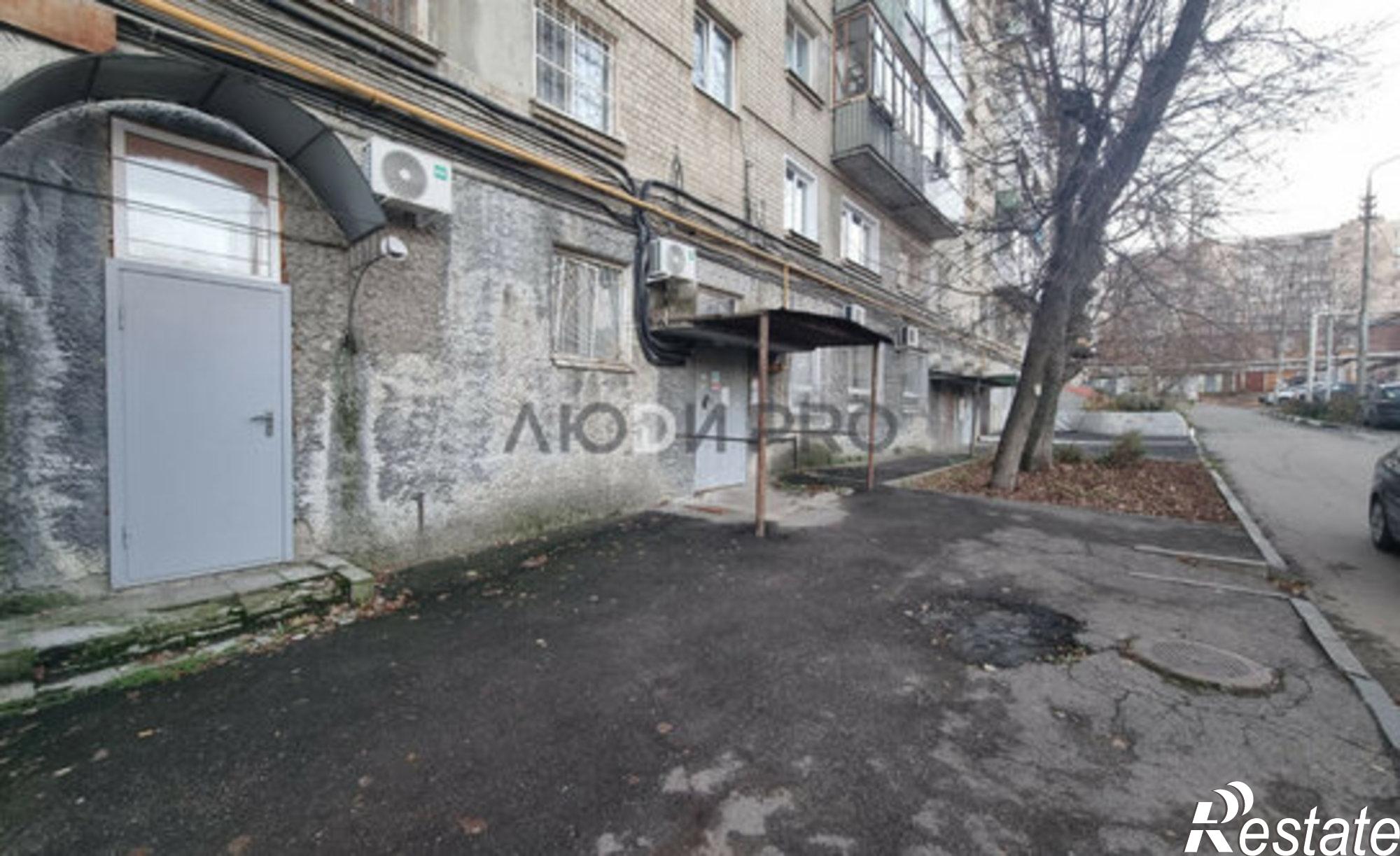 Купить квартиру за 2 450 000 рублей на Большая Садовая улица, 151/8