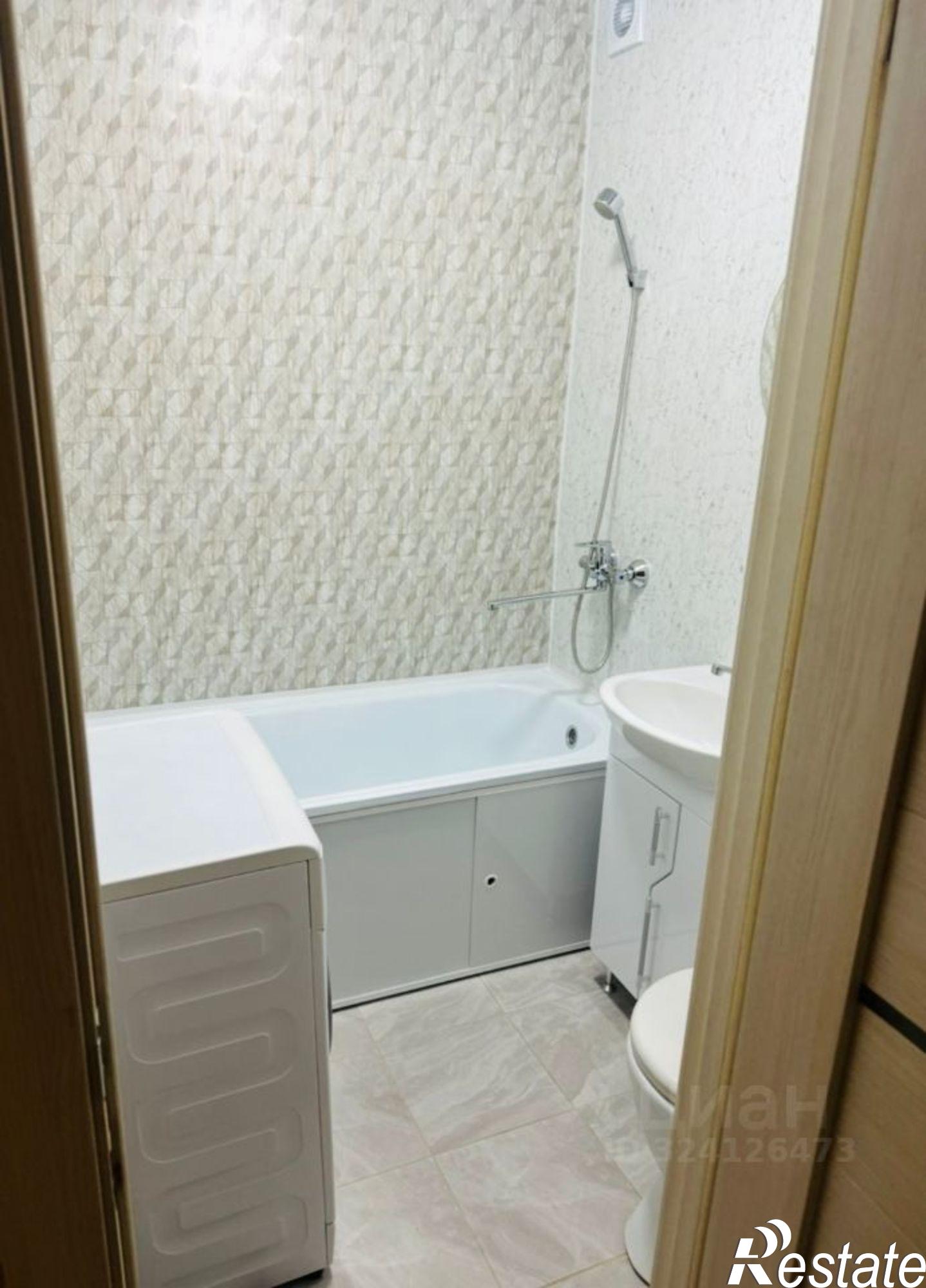 Сдать квартиру за 33 000 рублей на ул им Яблочкова П.Н., 20/22