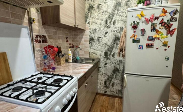 3-комн квартира улица Емлютина, 44Б,  д. 44Б