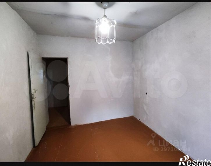 3-комн квартира улица Навашина, 11А,  д. 11А