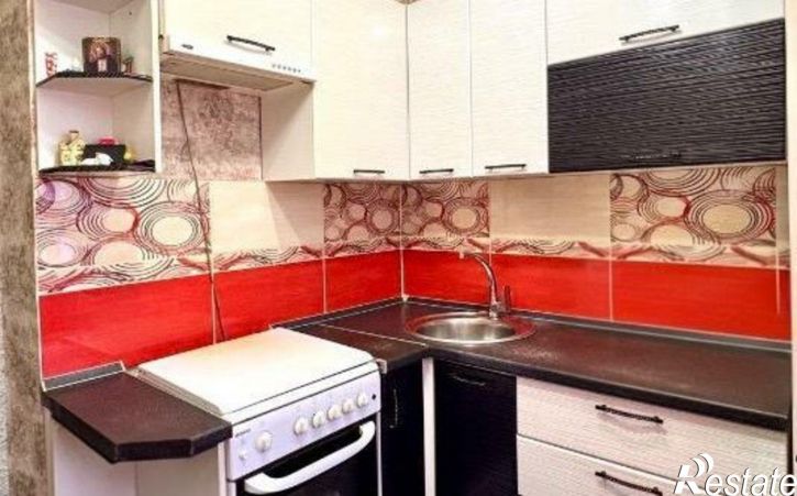 2-комн квартира улица Академика Антонова, 15А,  д. 15А