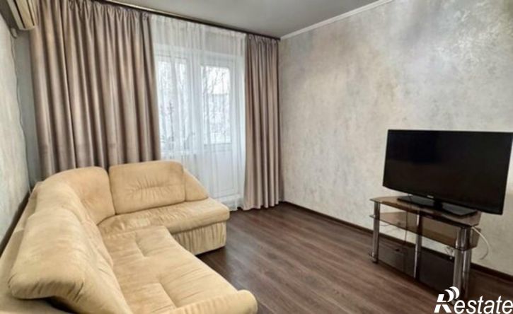 2-комн квартира улица Академика Антонова, 15А,  д. 15А