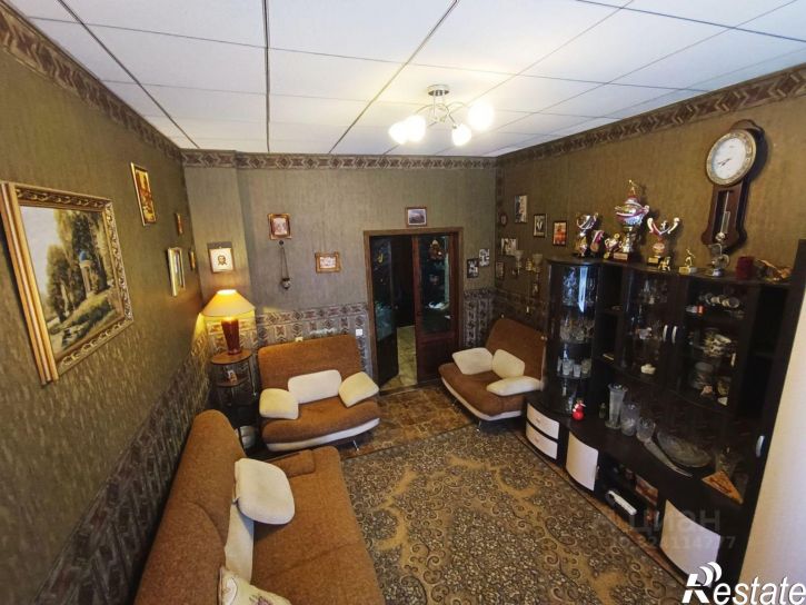 3-комн квартира пр-кт им 50 лет Октября, 79,  д. 79