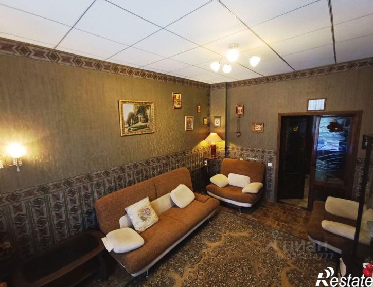 3-комн квартира пр-кт им 50 лет Октября, 79,  д. 79