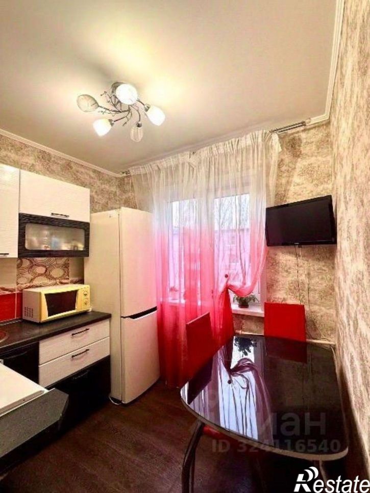 2-комн квартира ул им академика О.К.Антонова, 15А,  д. 15А