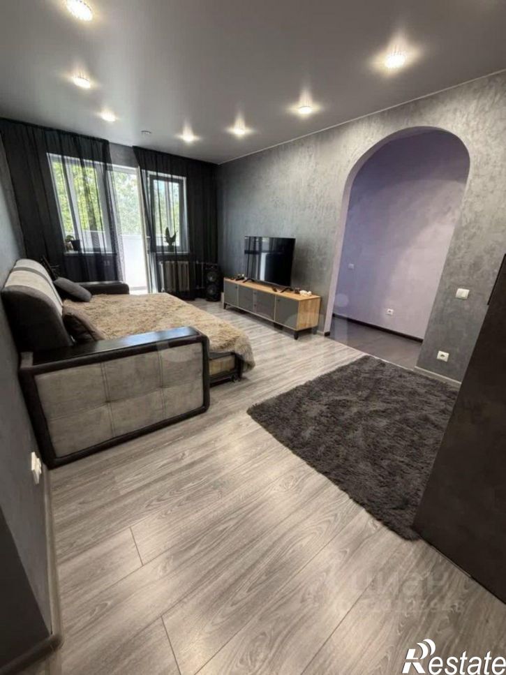 3-комн квартира пр-кт Строителей, 70А,  д. 70А