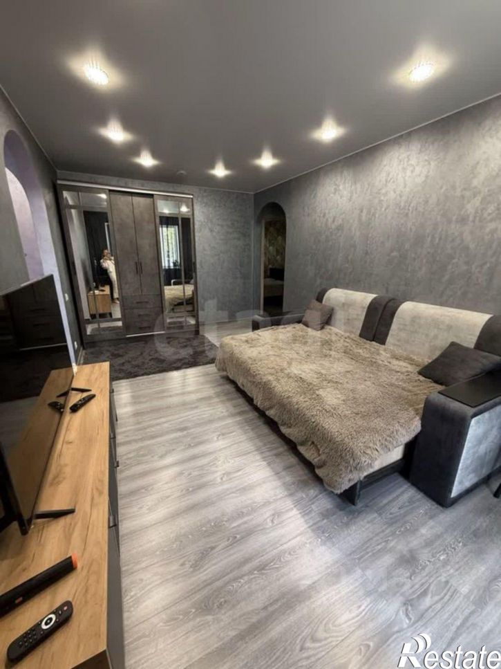 3-комн квартира пр-кт Строителей, 70А,  д. 70А