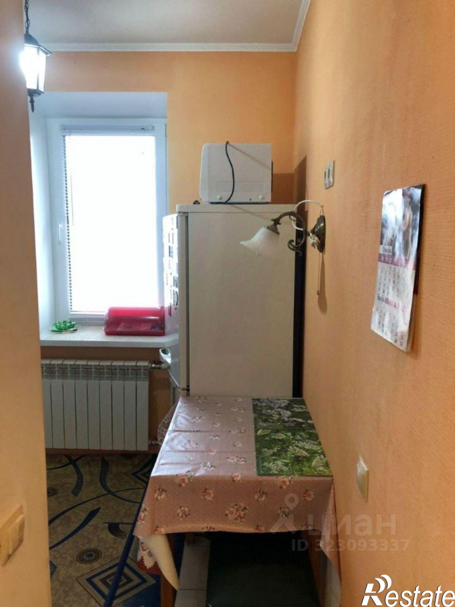 Купить квартиру за 2 800 000 рублей на Крекингская улица, 35/21