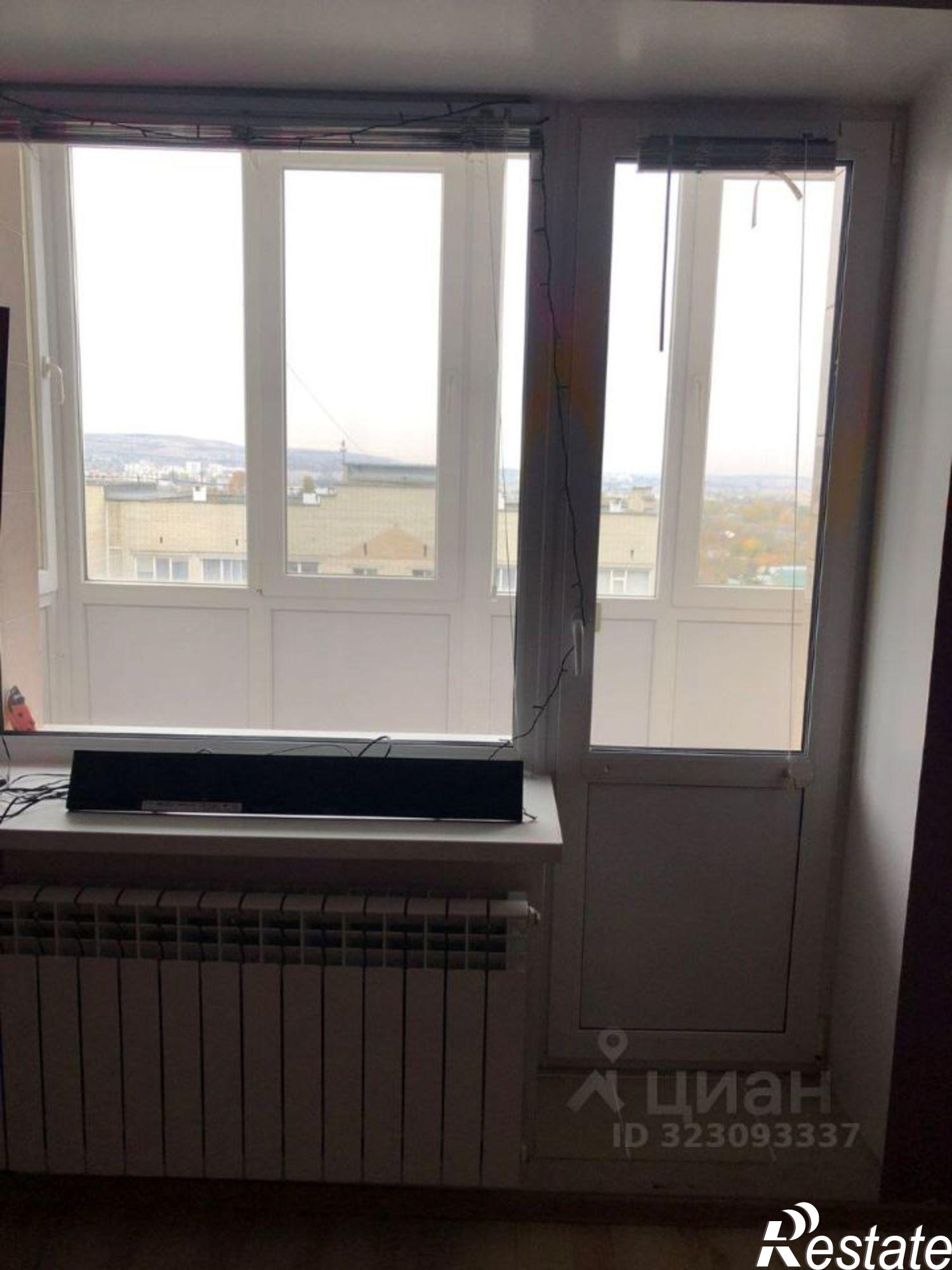 Купить квартиру за 2 800 000 рублей на Крекингская улица, 35/21