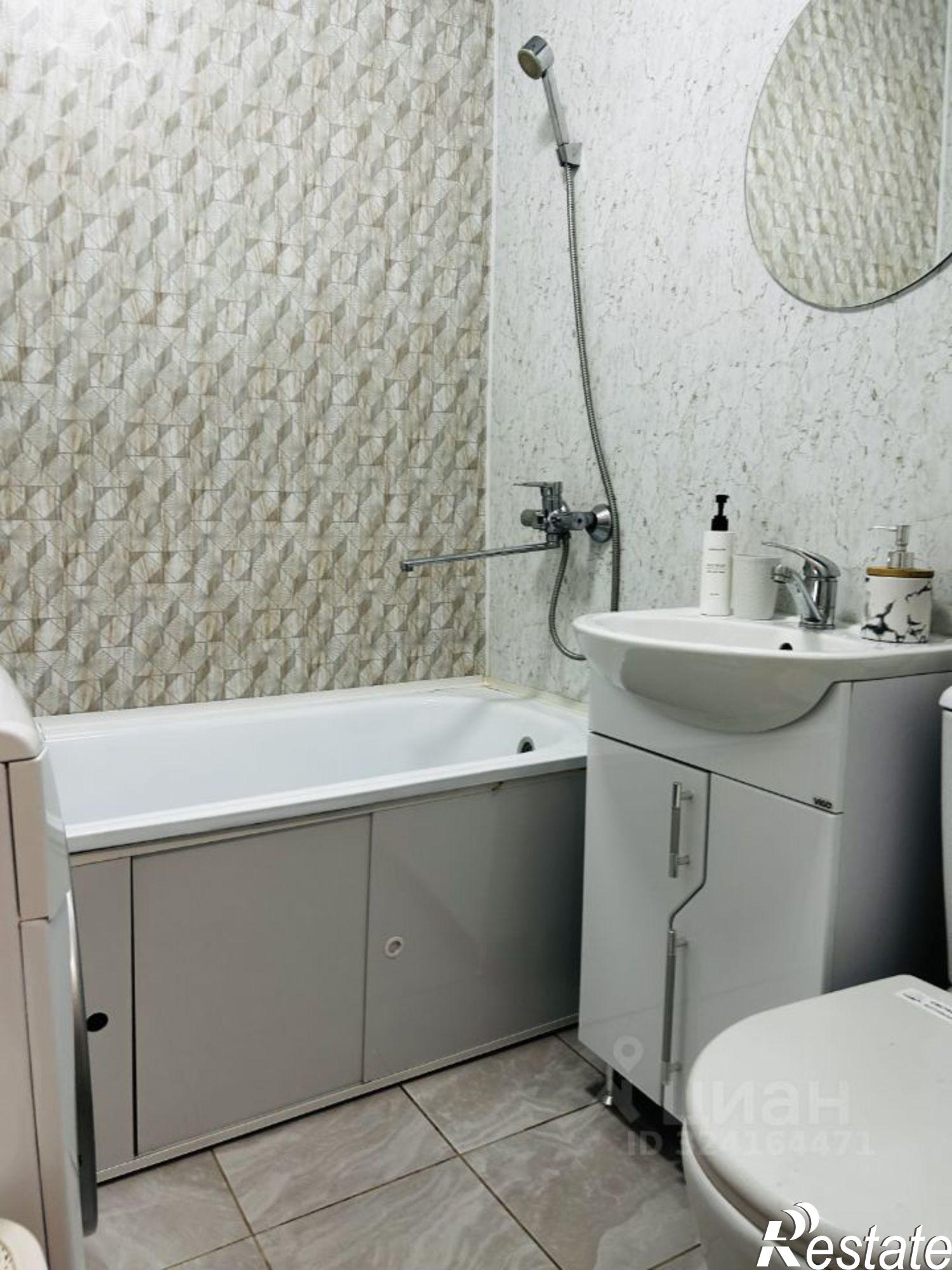 Сдать квартиру за 38 000 рублей на улица Яблочкова, 20/22