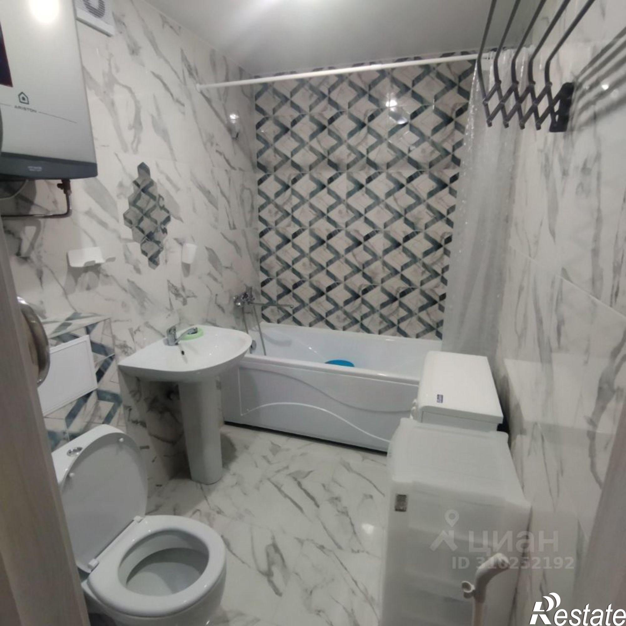 Сдать квартиру за 25 000 рублей на ул им Суворова А.В., 14