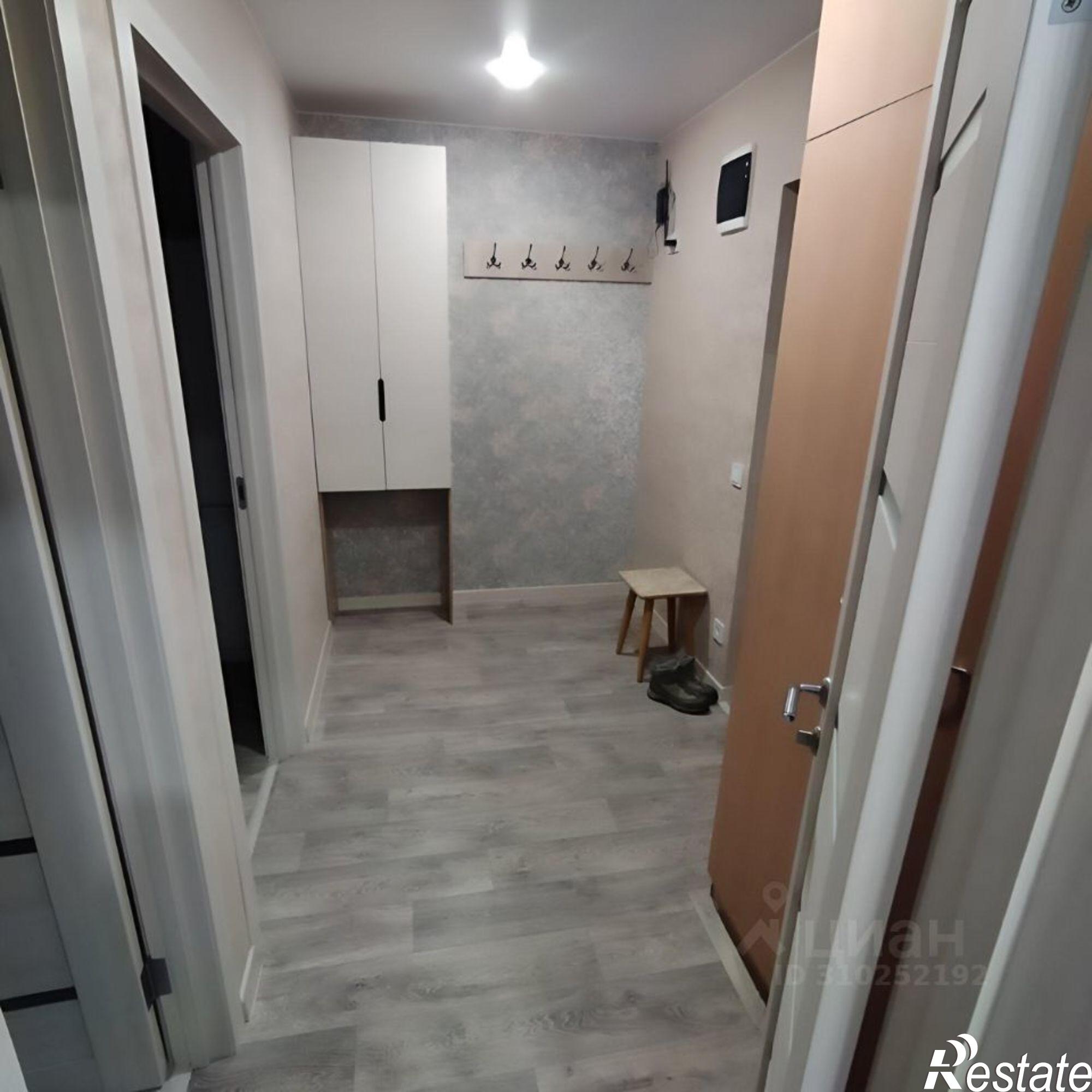 Сдать квартиру за 25 000 рублей на ул им Суворова А.В., 14