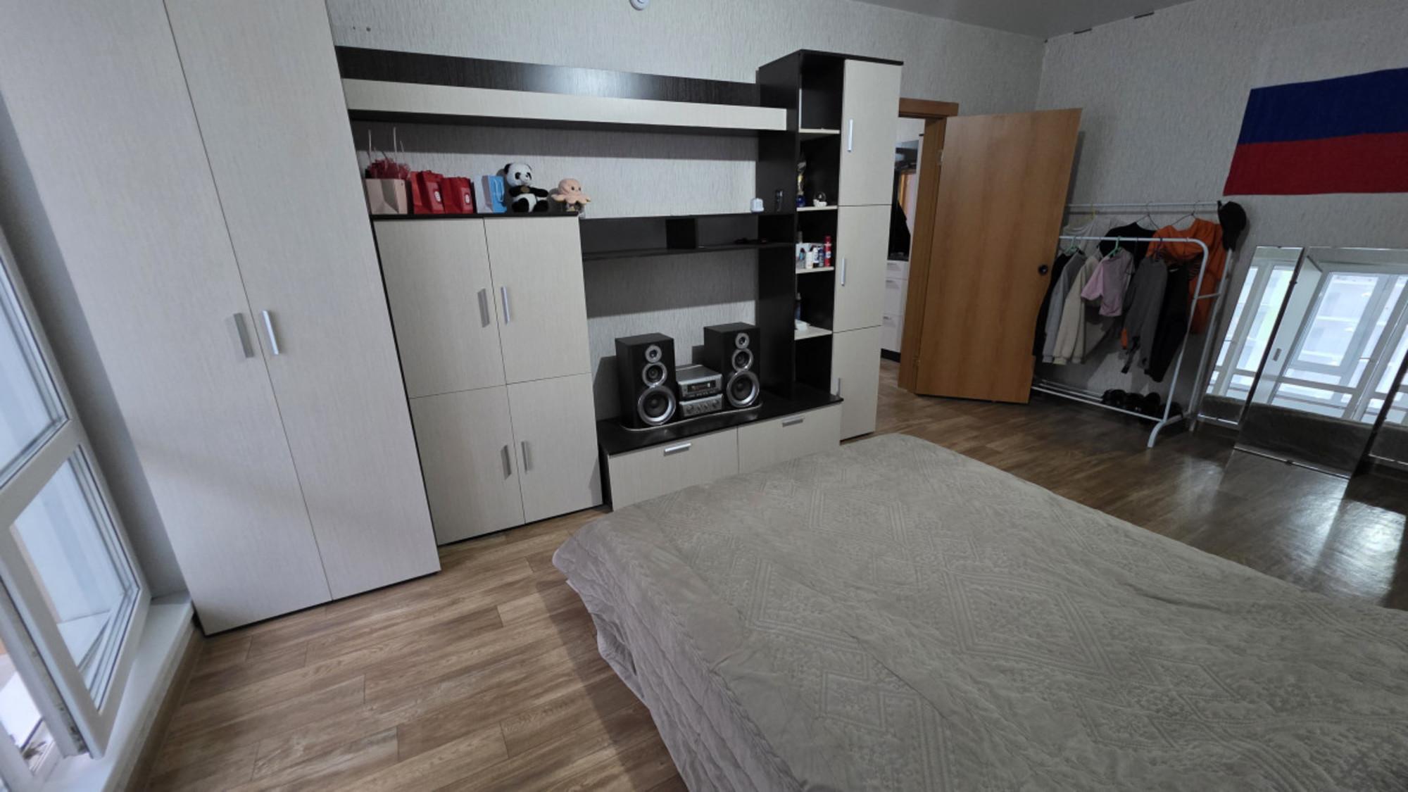 Купить квартиру за 6 100 000 рублей на Семенова, 19