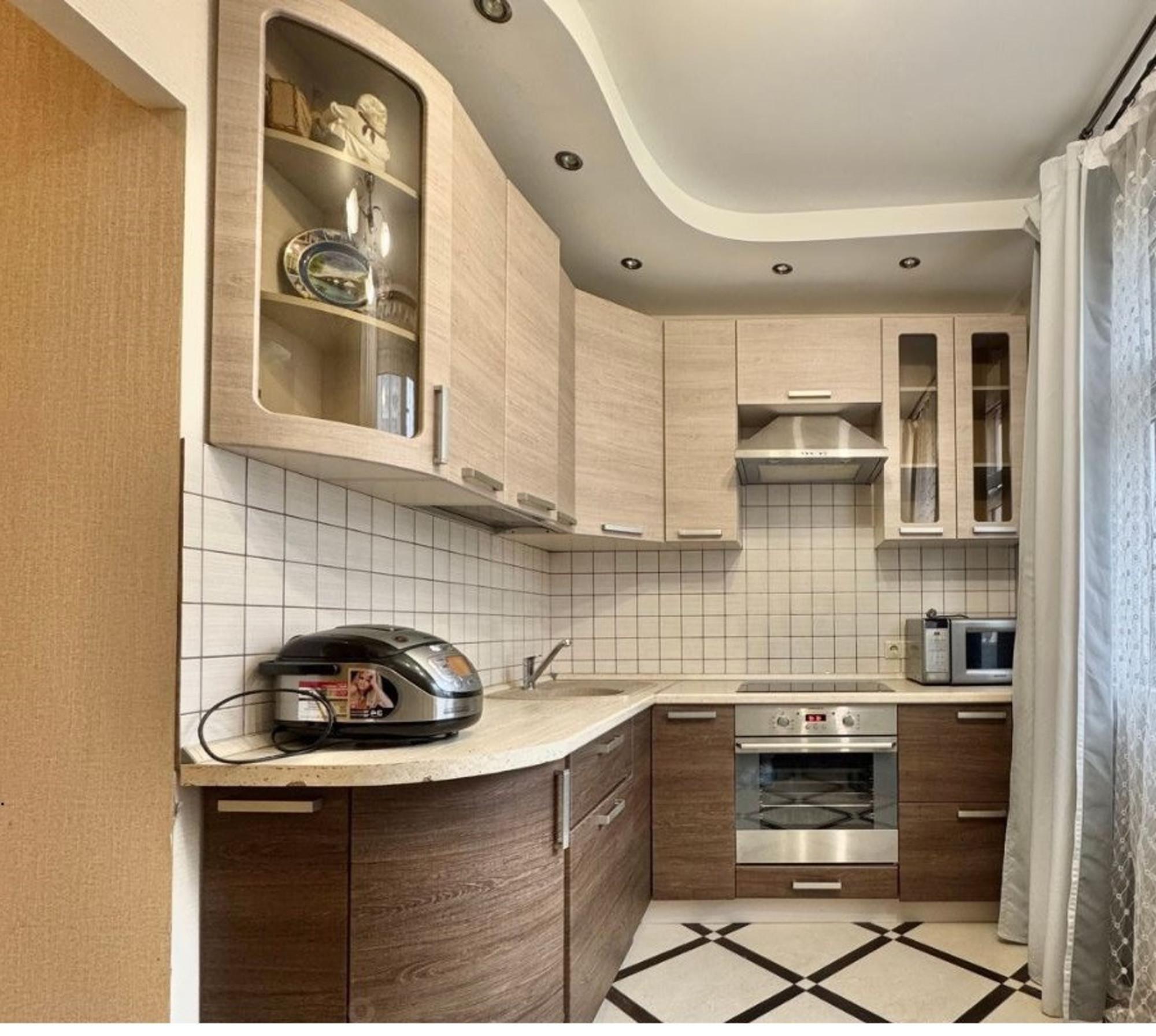 Сдать квартиру за 17 000 рублей на Рабочая улица, 49