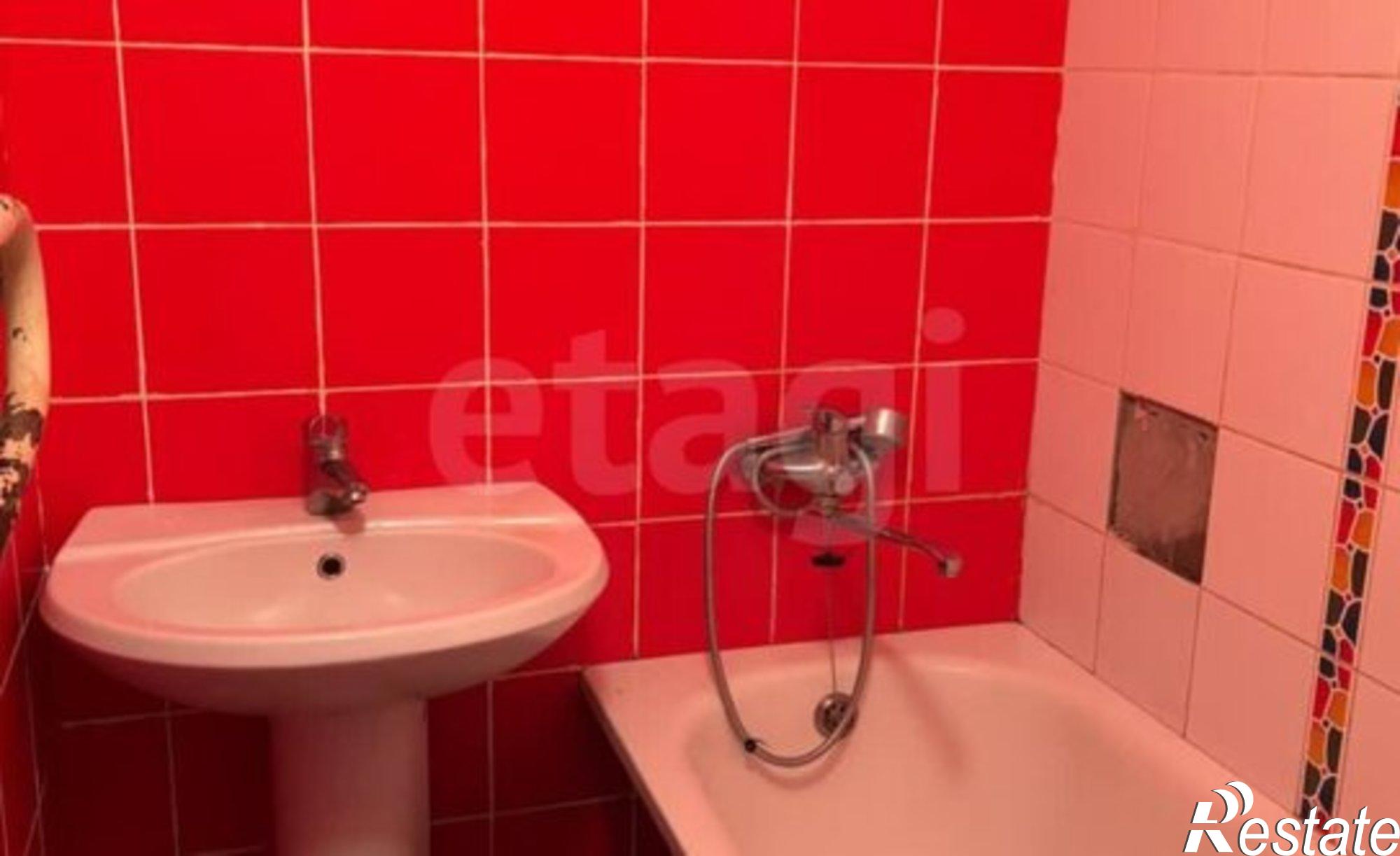 Купить квартиру за 8 000 000 рублей на Шелковичная улица, 12