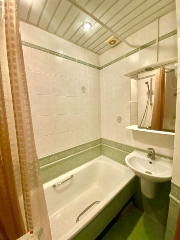 2-комн квартира Советская улица, 64/70