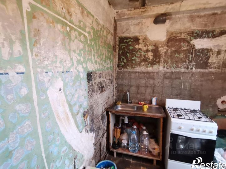 2-комн квартира улица Академика Антонова, 15,  д. 15