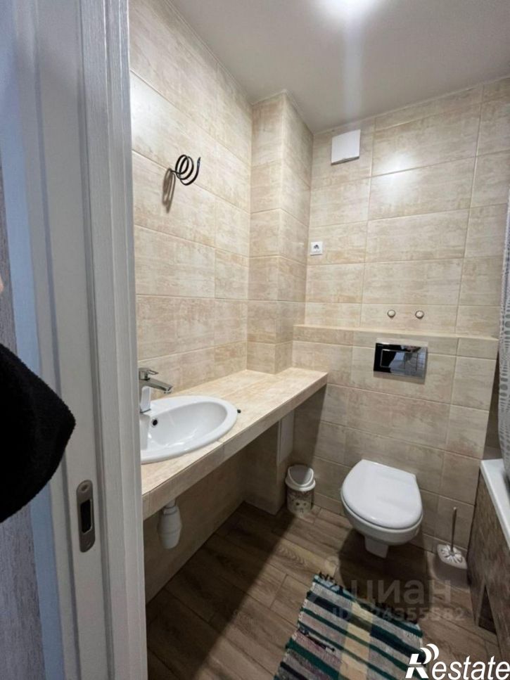 1-комн квартира Миллеровская улица, 15,  д. 15