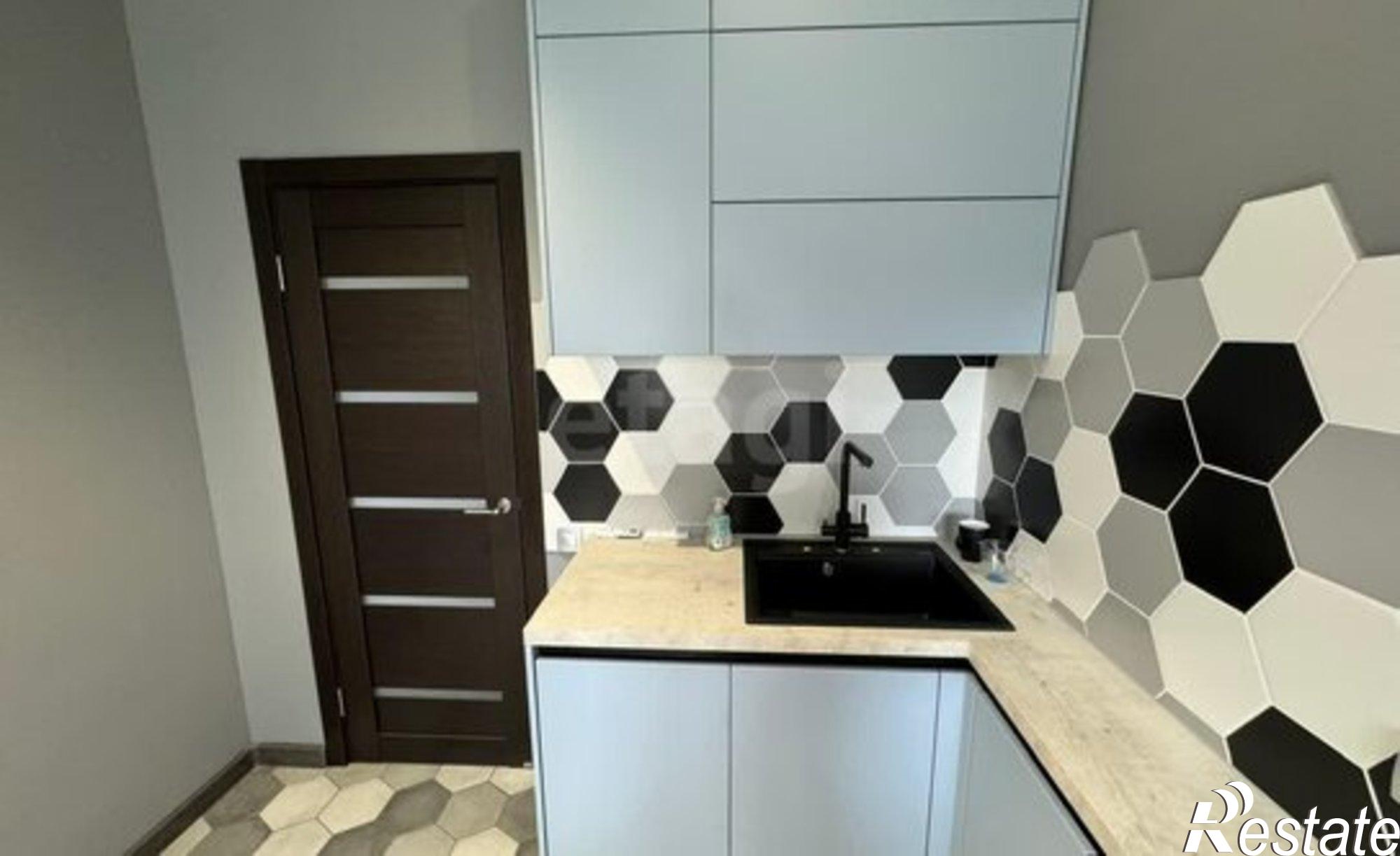 Купить квартиру за 5 700 000 рублей на 1-й Урожайный проезд, 1А