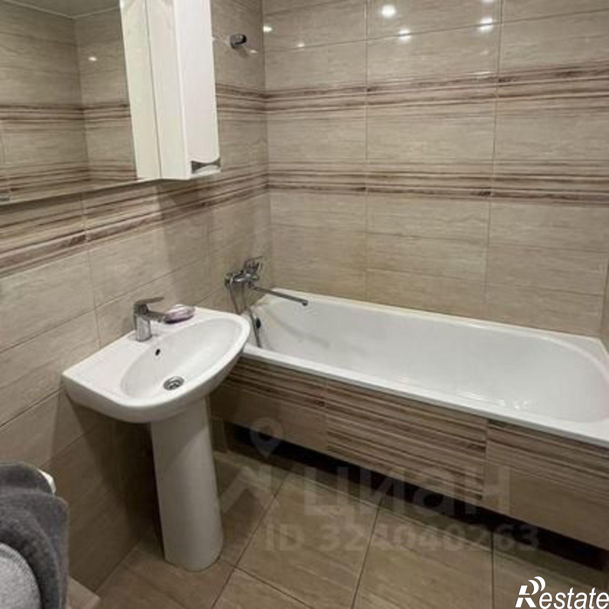 Купить квартиру за 5 600 000 рублей на улица Орджоникидзе, 13/3