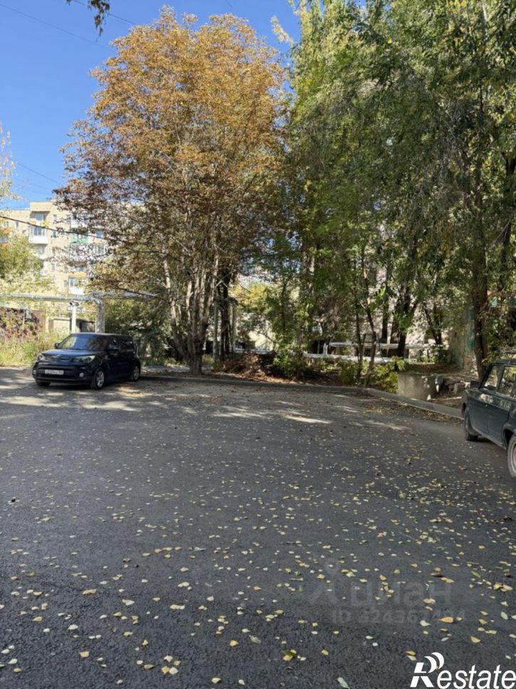 2-комн квартира Лунная улица, 20,  д. 20